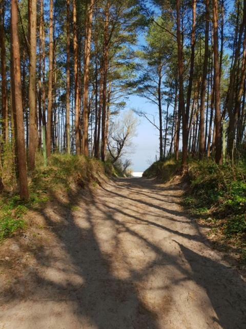 Apartament Bursztynek Pobierowo Esterno foto