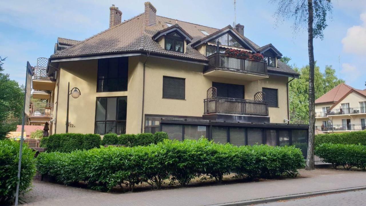 Apartament Bursztynek Pobierowo Esterno foto
